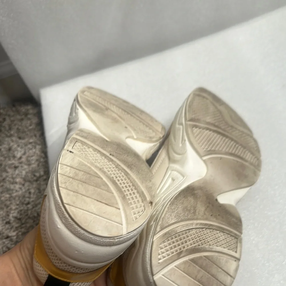 Steve Madden Stylish pink size 9Sneakers in Tan and Yellow - Picture 7 of 8
